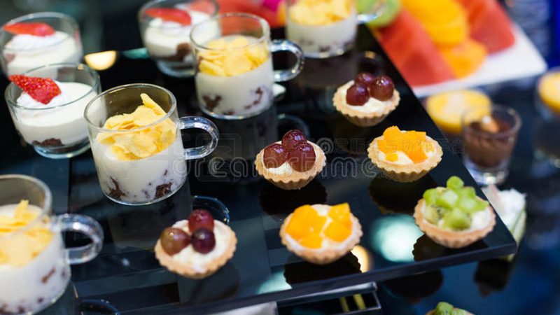 揭秘生日蛋糕制作：原料背后的秘密
